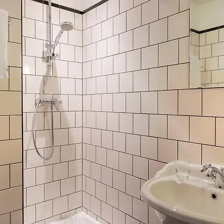 Hotel Basss Paris