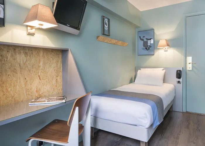 Basss מלון פריז