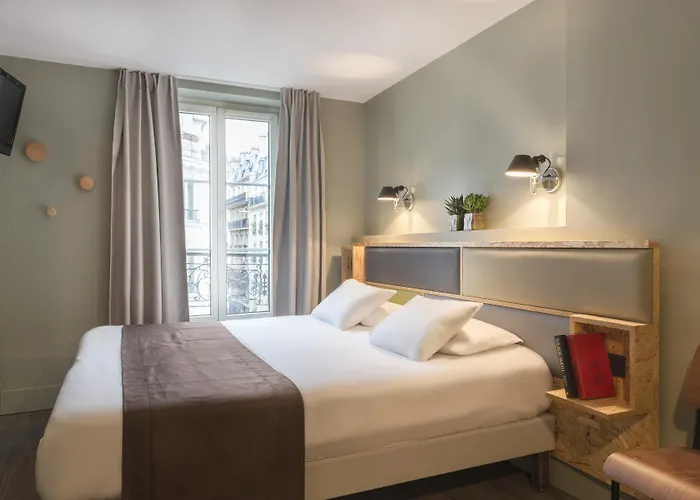 Basss מלון פריז