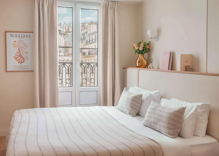 Basss מלון פריז